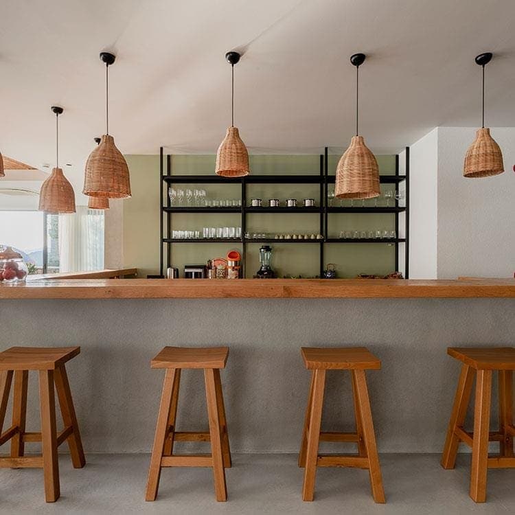 Betonage mikrobeton kaplı mutfak bar tezgâhı